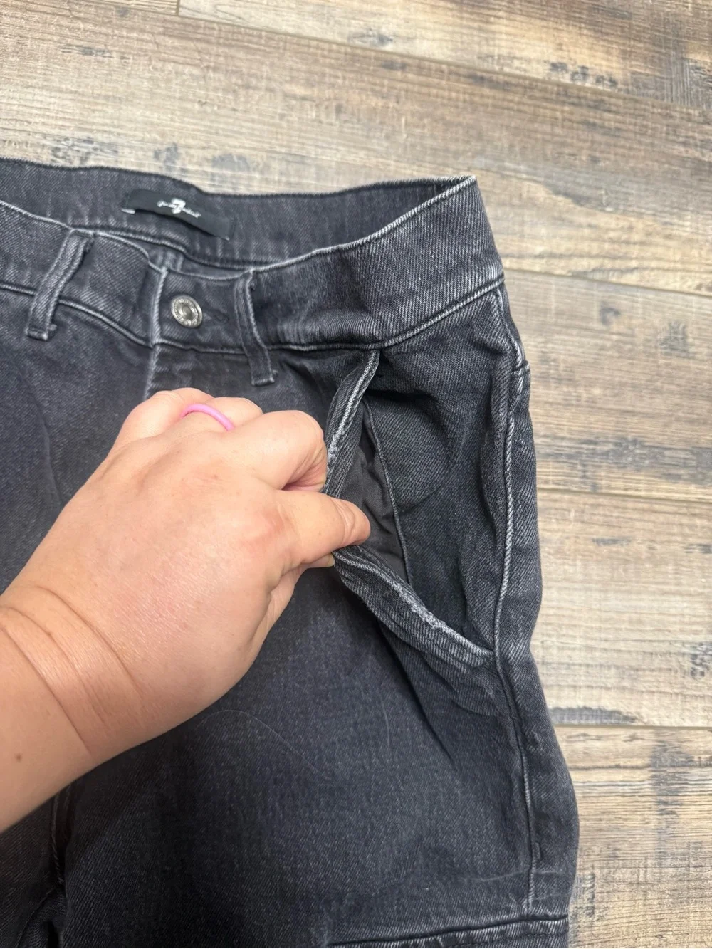 7 For All Mankind Women's Size 31 Black Cargo Denim Pants